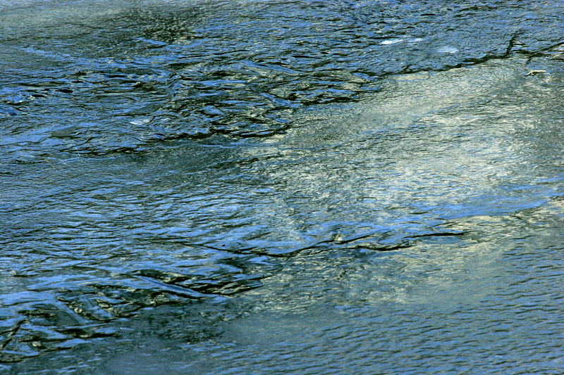 Ice004 Housatonic River ice, Kent, CT  � Dave Hickey