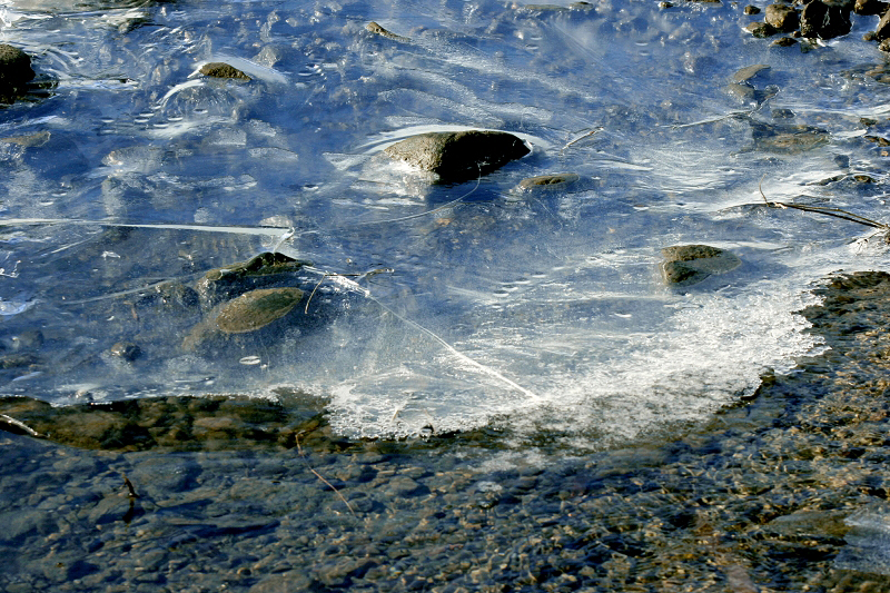 Ice028 Housatonic River ice, Kent, CT  � Dave Hickey