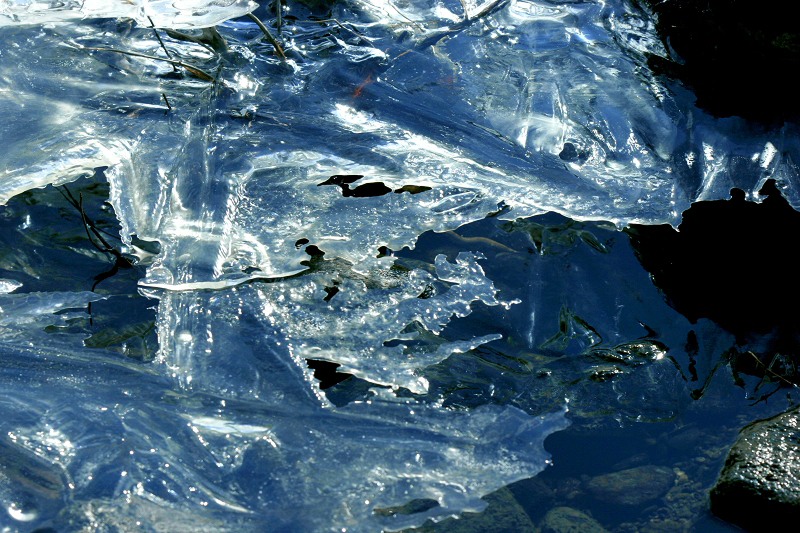 Ice034 Housatonic River ice, Kent, CT  � Dave Hickey