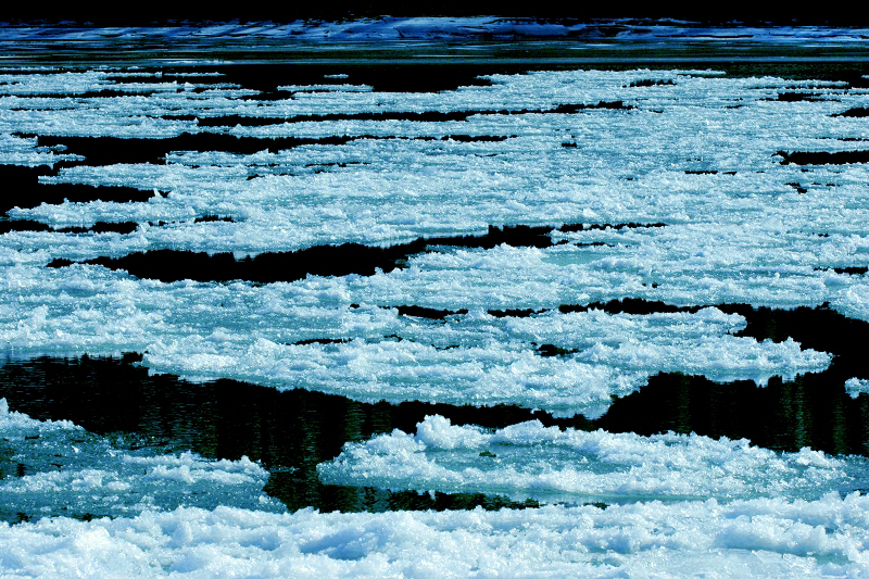 Ice061 Delaware River ice, Dingman's Ferry, PA  � Dave Hickey