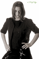  Ashley