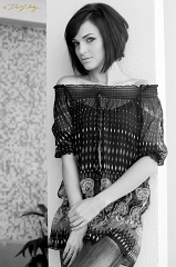  Model / MUA: LRCBeauty (Lauren)