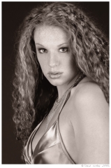 alison_by_hicspix018 Model: Alision
MUA: Kasia
Stylist: Zairia