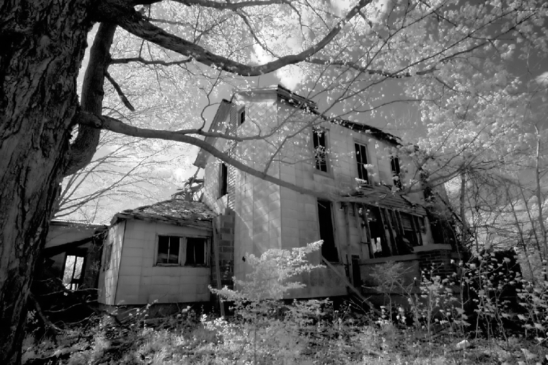 infrared_by_hicspix012 Abandoned farm in infrared, just west of Henry Co., Indiana