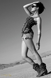  Model: Lauren
