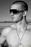  Model: Matt