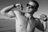  Model: Matt