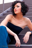  Model: Lauren