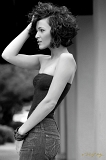  Model: Lauren