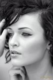  Model: Lauren