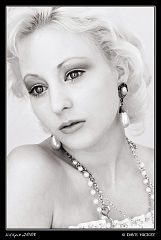  Model: Laura New