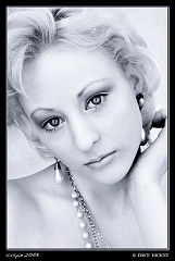  Model: Laura New