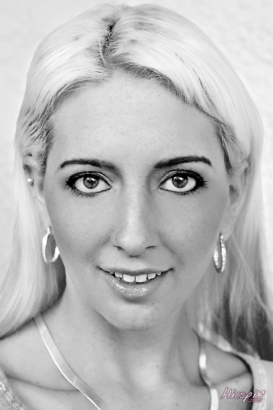 SSTampa014 Krista MU image � Dave Hickey