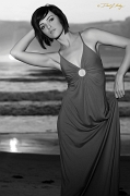  Model: Lauren