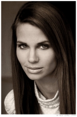 aj1 Model: A.J Alexander
MUA : Stacey