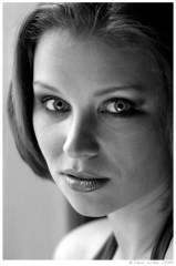 taylor18 Model: Taylor
MUA: Stacey
