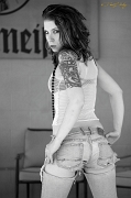  Model: Sharlie