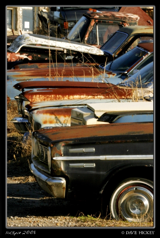 dK-Trip091 Junk car lot