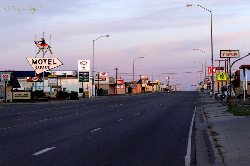 093 Dawn Comes to Route 66, Tucumcari, NM