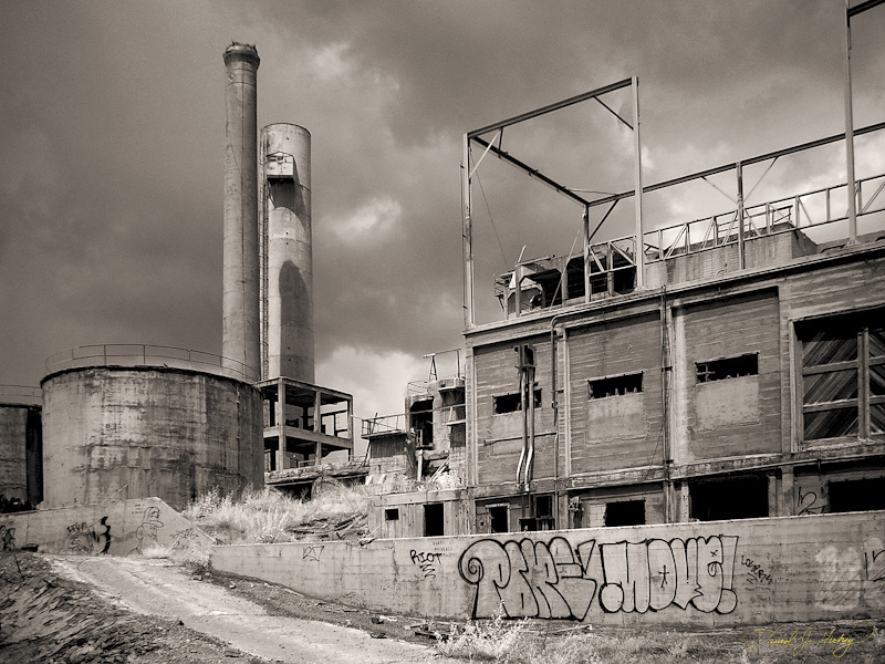 623 Old Cement Plant in Infrared, Eastern OR