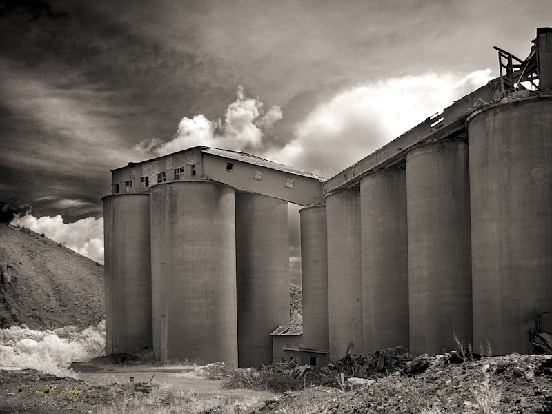 627 Old Cement Plant III in Infrared, Eastern OR