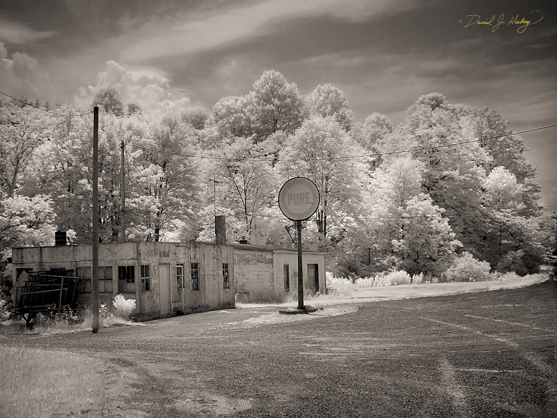 811 Abandoned Gas Station, off Highway 11 near Rural Retreat, VA